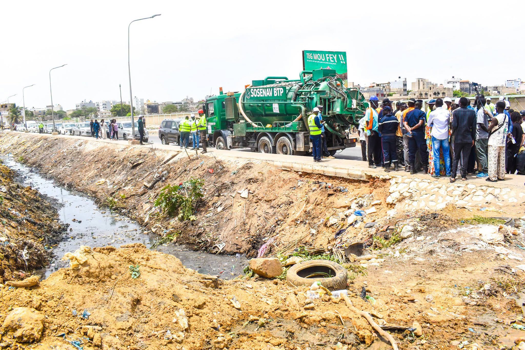 Inondations à Dakar : l&rsquo;ONAS accélère le curage des canaux avant l&rsquo;hivernage