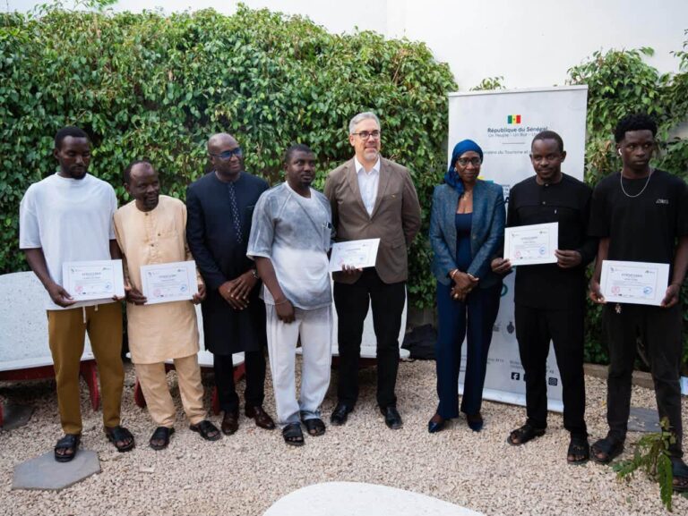 Médina : les cordonniers se réinventent pour Dakar 2026