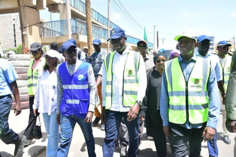 Les maires de Dakar et de Yoff inspectent ensemble les grands chantiers locaux