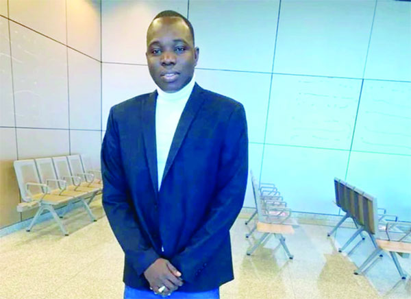 Littérature, éducation et engagement citoyen : Abdoul Aziz Dramé Faye, les mots au service de l’école
